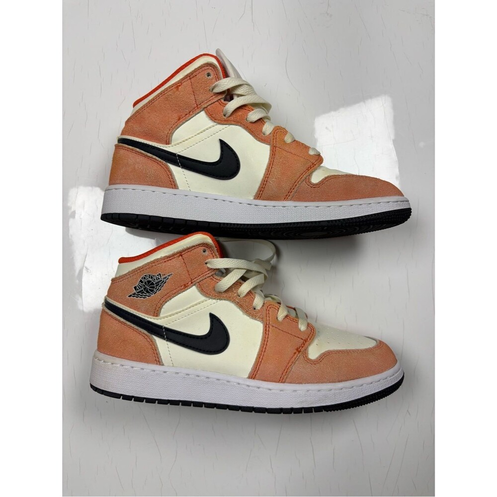 Nike Jordan 1 Mid SE Orange Suede (GS) - 5.5Y